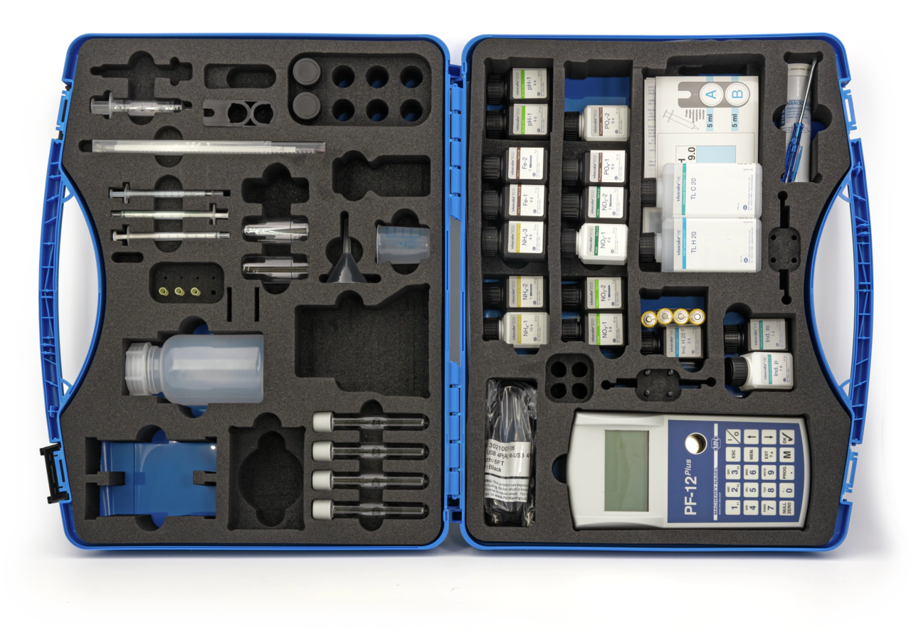 VISOCOLOR Reagent case for environmental analysis with PF‑12Plus