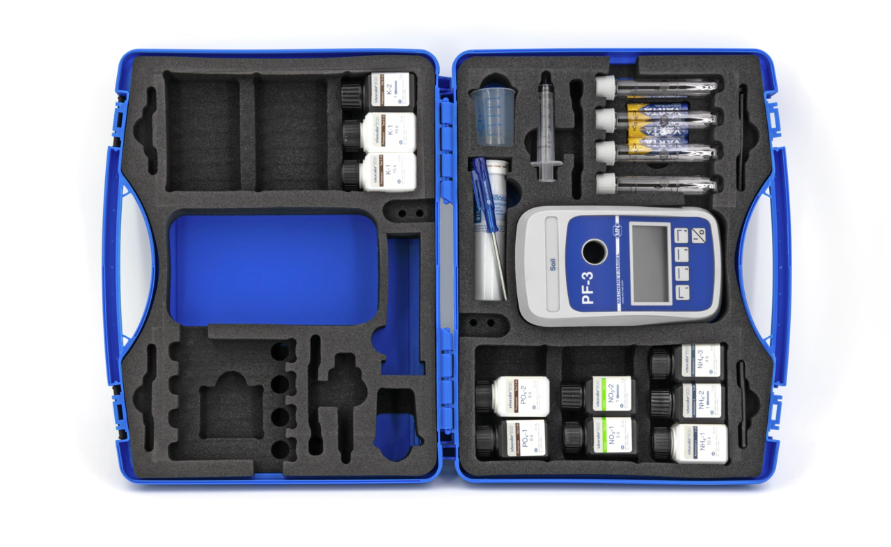 VISOCOLOR Reagent case for soil analysis with PF‑3 Soil