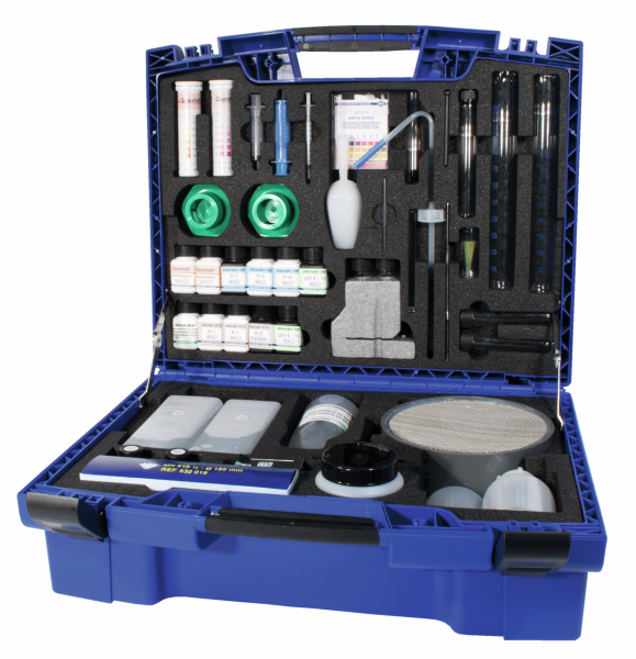 VISOCOLOR Reagent case for soil analysis